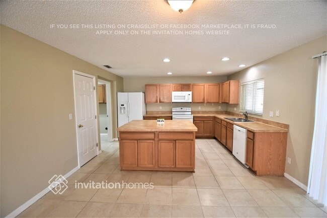 Photo - 16930 Sunrise Vista Dr