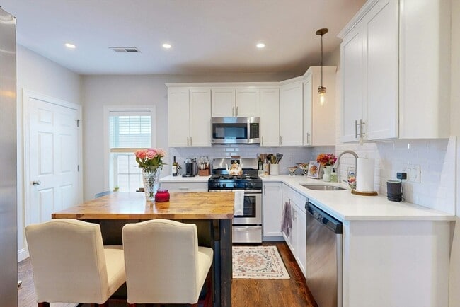 Photo - 38 Pearl St Unit 3