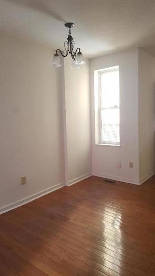 Diningroom View #1 - 2632 Oakford St