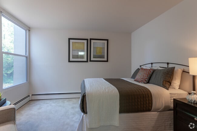 1BR, 1BA