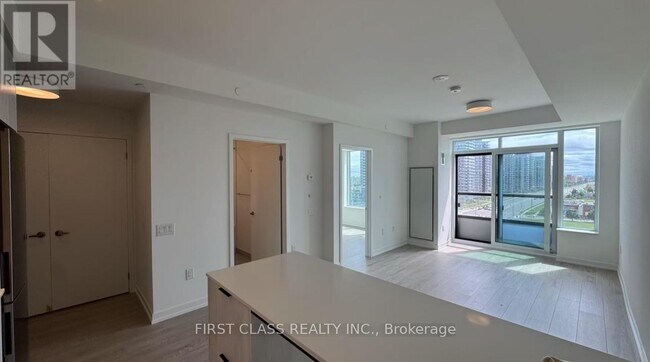 Photo - 2485 Eglinton Ave W Unité 1120