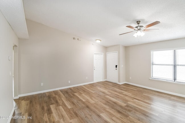 Photo - 7625 Ginder Ct