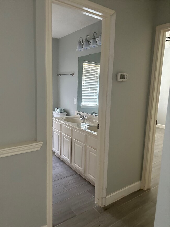 Photo - 18419 Autumn Park Dr