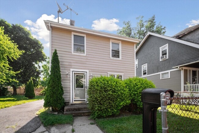 Photo - 1349 W 87th St