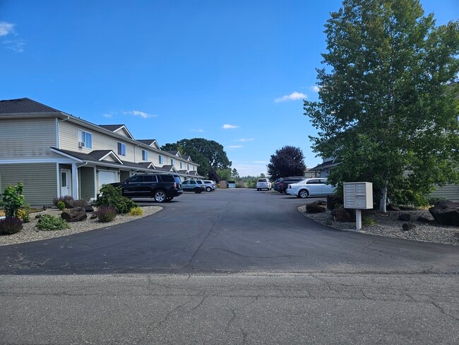 Building Photo - 119 Newaukum Golf Dr Unit 119 Rental
