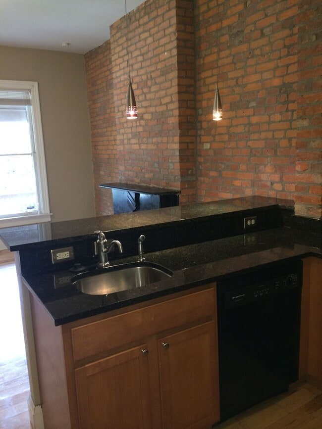 Photo - 57 Smith Pl Unit 1