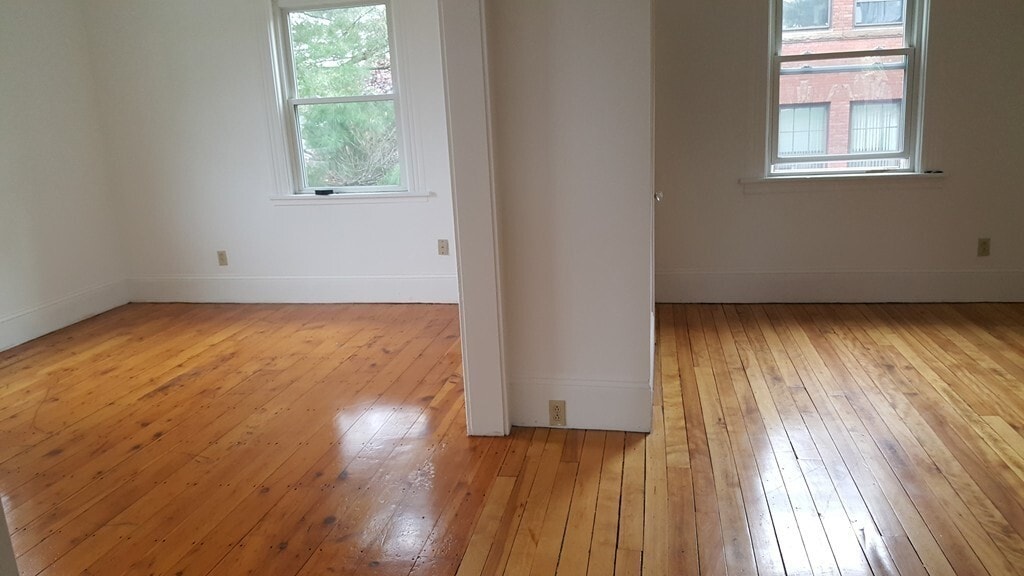 Photo - 331 Plantation St Unit 1