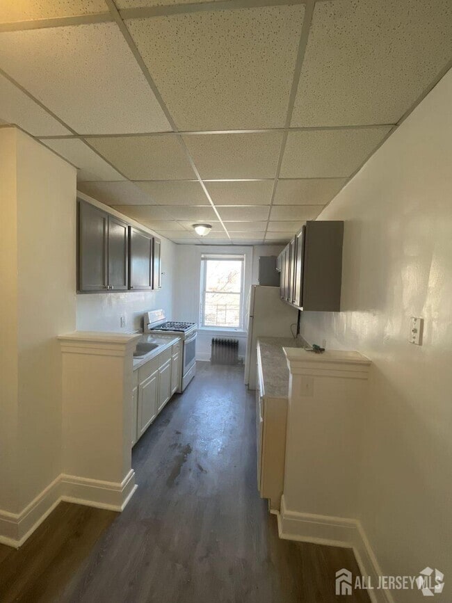 Building Photo - 110 Market St Unit 3E Rental
