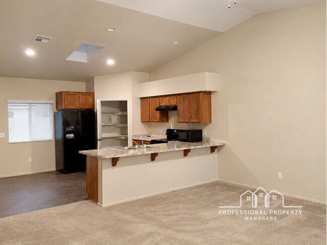 Photo - For Rent: 3-bedroom, 2-bathroom home in Desert Sky