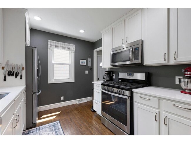 Photo - 2629 Idaho Ave S