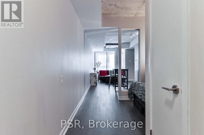 Photo - 560 King St W Unité 224