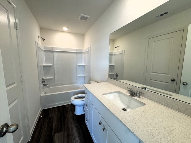 Building Photo - 8219 Vacek Xing Wy