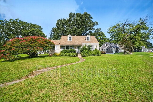 2312 Calvin Ave