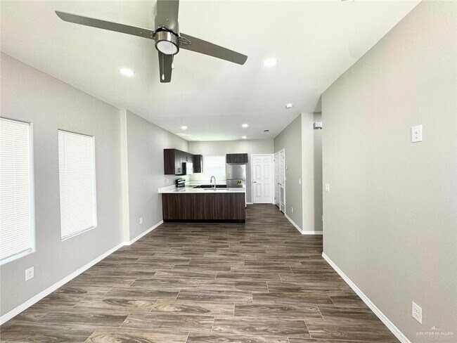 Photo - 14 E Walnut Ave Unidad 2