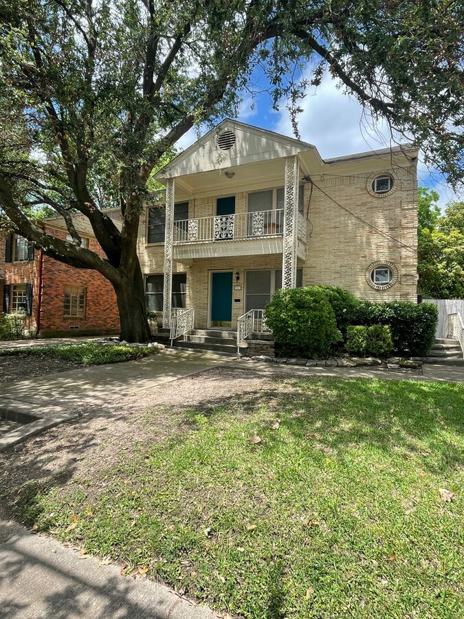 2 bedroom half duplex in Altadena - 2 bedroom half duplex in Altadena House