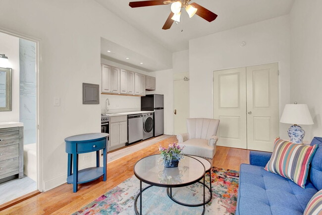 Photo - 1100 N La Salle Dr Unit 610