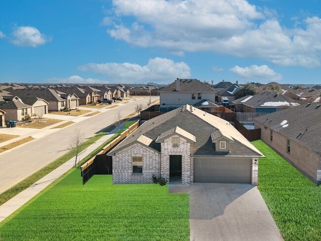 Photo - 417 Destin Dr