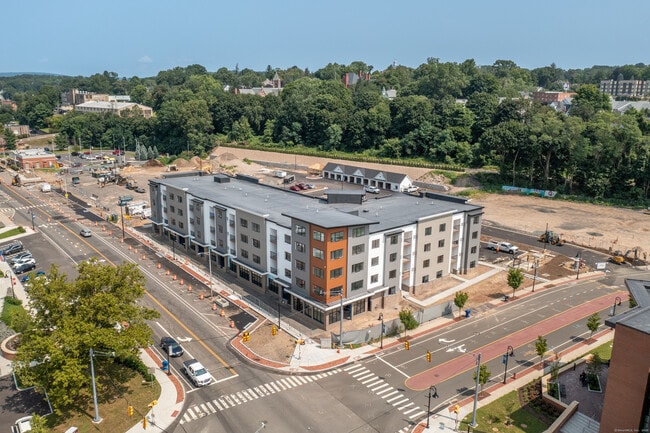 Photo - 100 N Main St Unidad 412