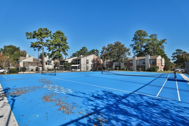 Building Photo - 17401 Red Oak Dr Unit 97