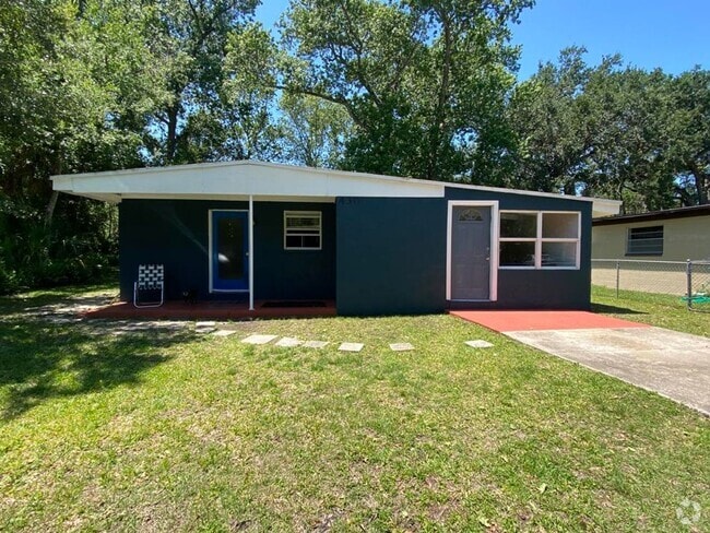 Building Photo - 3/1 in Holly Hill Rental