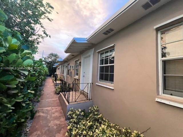 Photo - 441 SW 10th St Unit 3