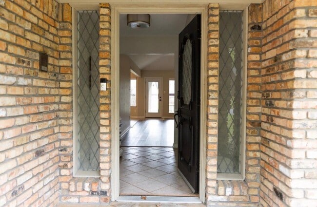 Photo - 1304 Tiffany Ln
