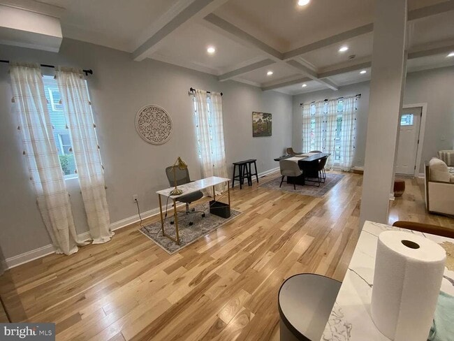 Photo - 2912 Grindon Ave