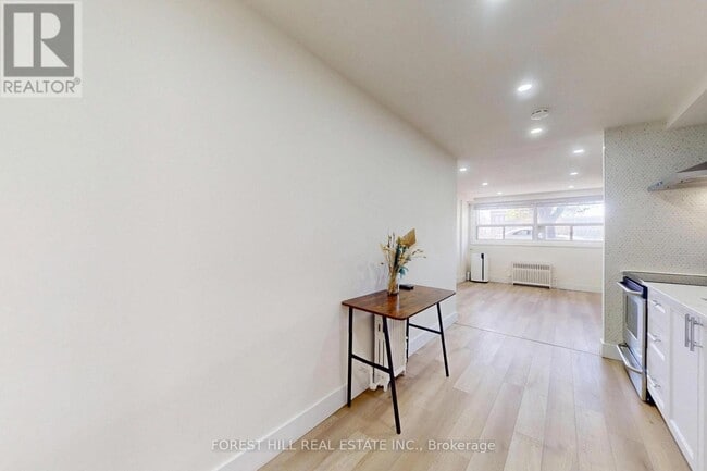 Photo - 29 Wesley St Unit 1