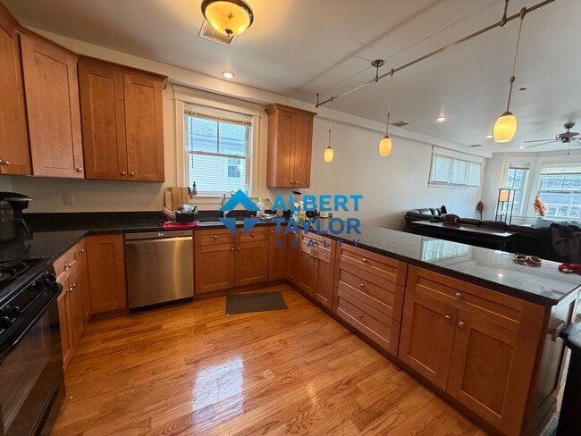 Photo - 145 Cedar St Unit 2