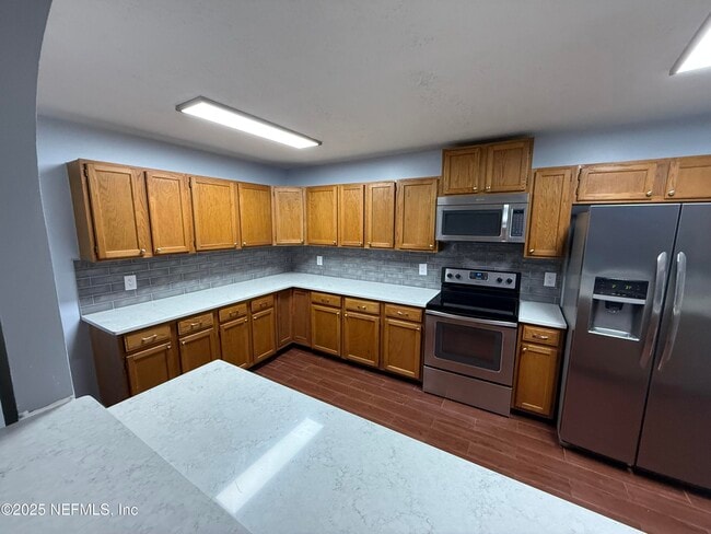 Photo - 958 Long Lake Dr