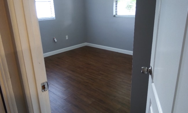 Photo - 521 Morocco Ave