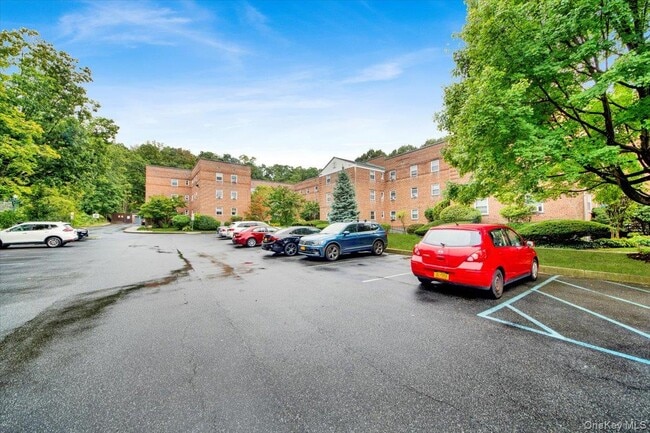 Photo - 320 S Broadway Unit P5