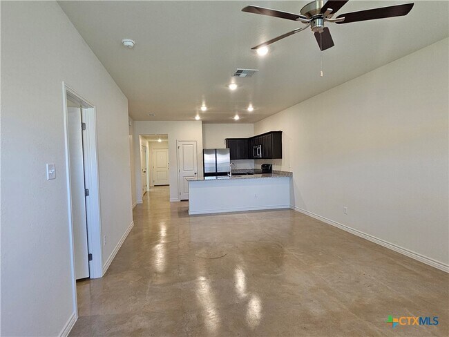 1262 Lehmann Dr