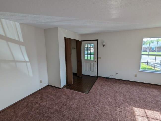 Front door - 7260 Lunitas Ln Unit 7260 Las Lane Apt B