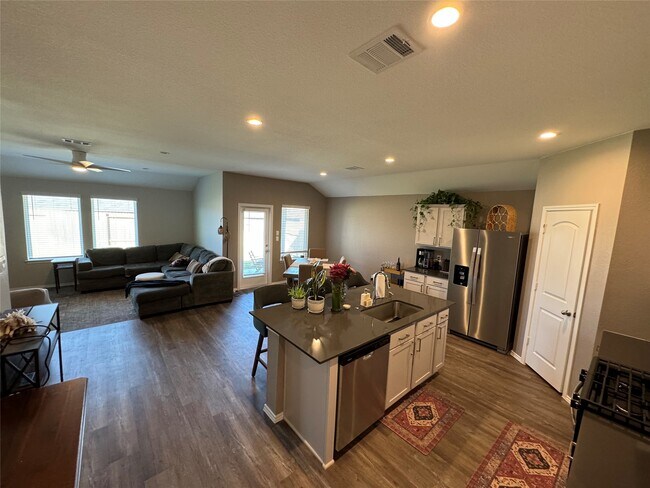 Photo - 40619 Pine Spruce Ln