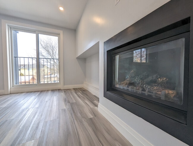 Photo - 2 Bedroom Unit, Family Neighborhood, Close to Schools Unité 205