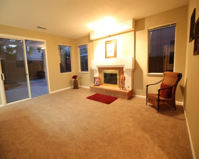 Photo - 2516 Yorkshire Dr