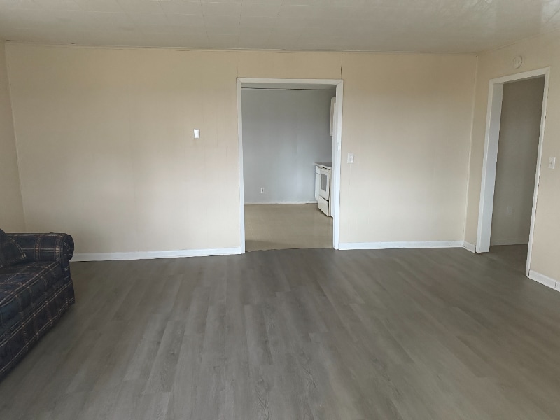 Photo - 5635 Orebank Rd