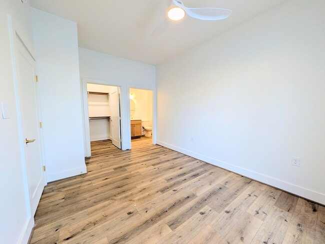 Photo - 5900 Fort Ave