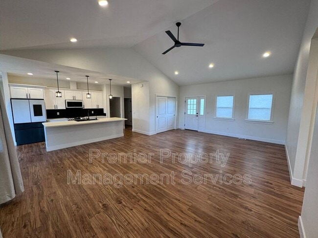 Photo - 2522 Hunter Hall St