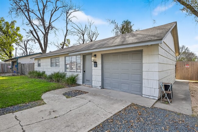 Photo - 2007 Antoine Dr