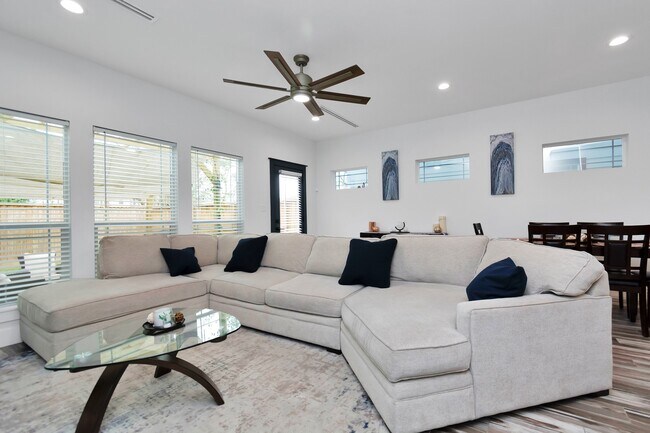 Photo - 4209 New Orleans St