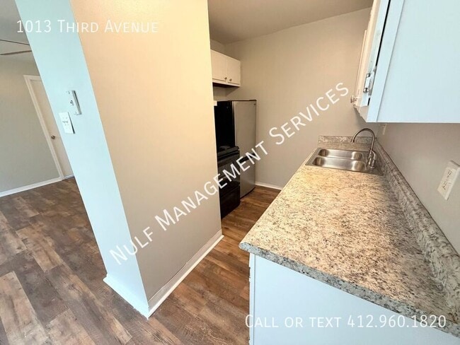 Photo - 1013 Third Avenue-