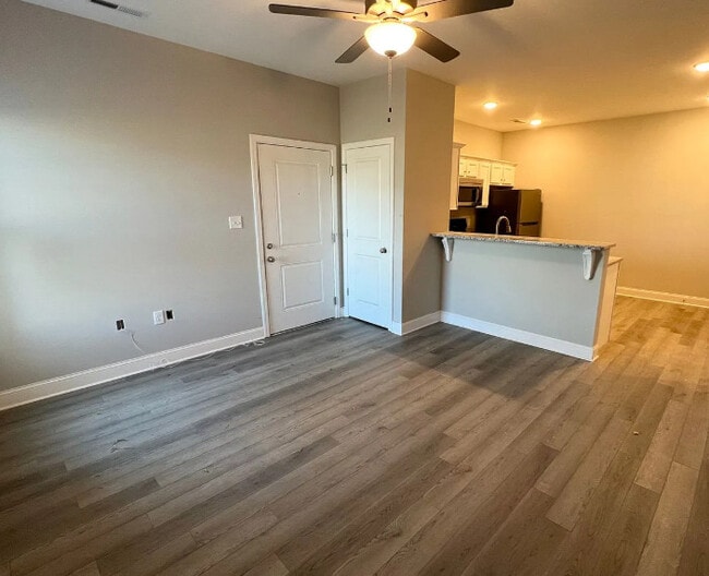 Hillview Flats