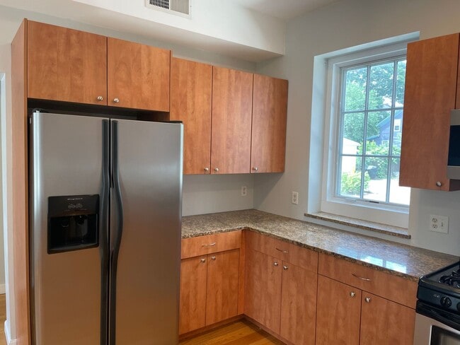 Photo - Newly Renovated Townhouse Style Condo for Rent in Providence!