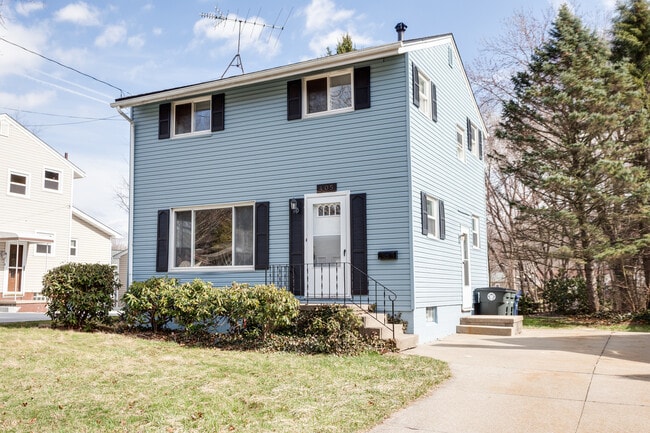 Photo - Charming 3-Bed Home with New Kitchen, Fresh Finishes & Big Backyard on a Quiet Dead-End Street