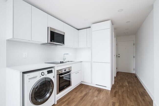 Photo - 798 Richmond Street West Unit 279