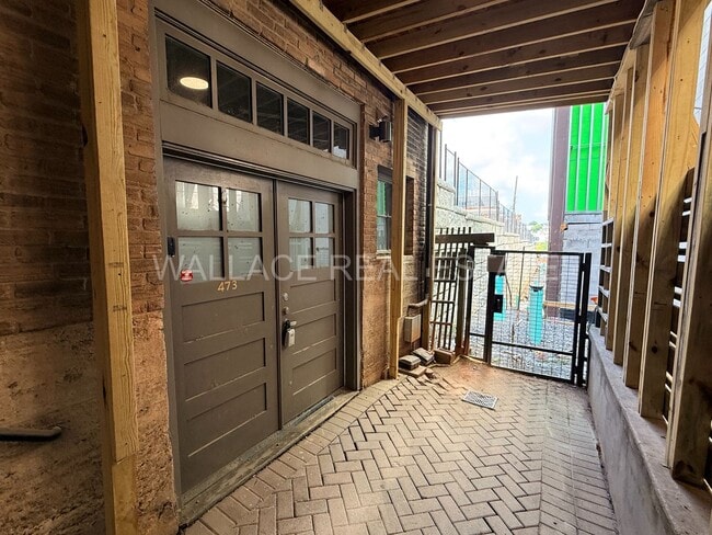 Photo - DOWNTOWN LIVING WITH PRIVATE GATED ENTRANCE 1 BEDROOM / 1 BATH
