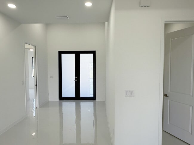 Photo - 4238 NW 34th St