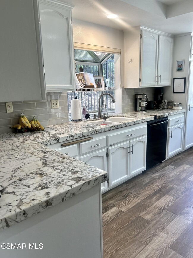 Photo - 5422 Isabella Ct Townhome